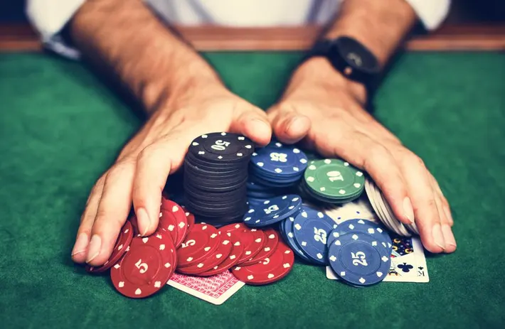 Menguasai Poker Online: Tips dari Ahli Bermain Seperti Profesional